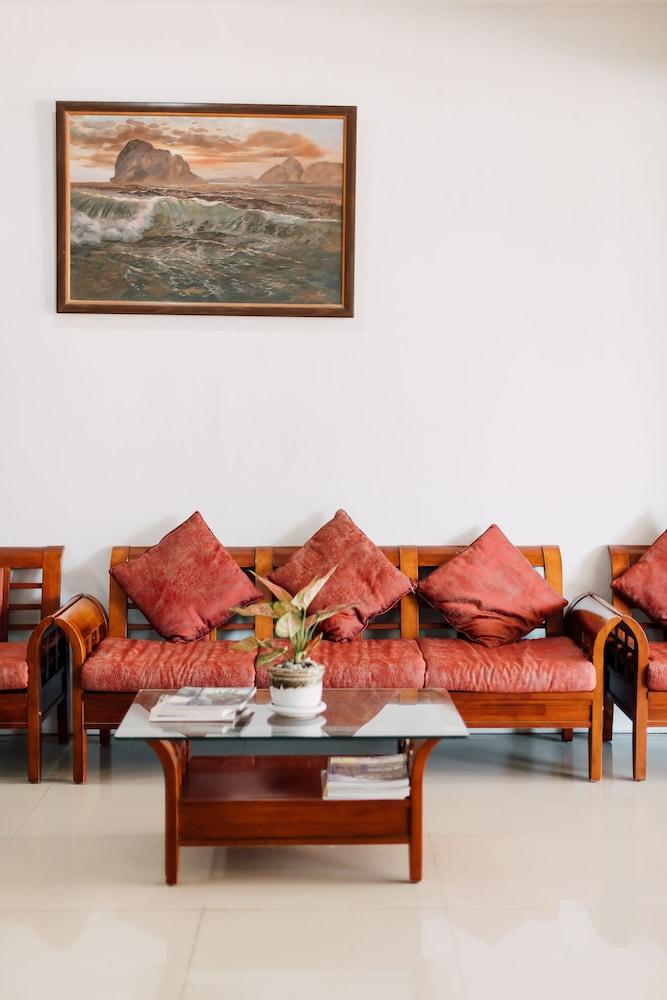 Hotel Harvest House Ao Nang Exterior foto