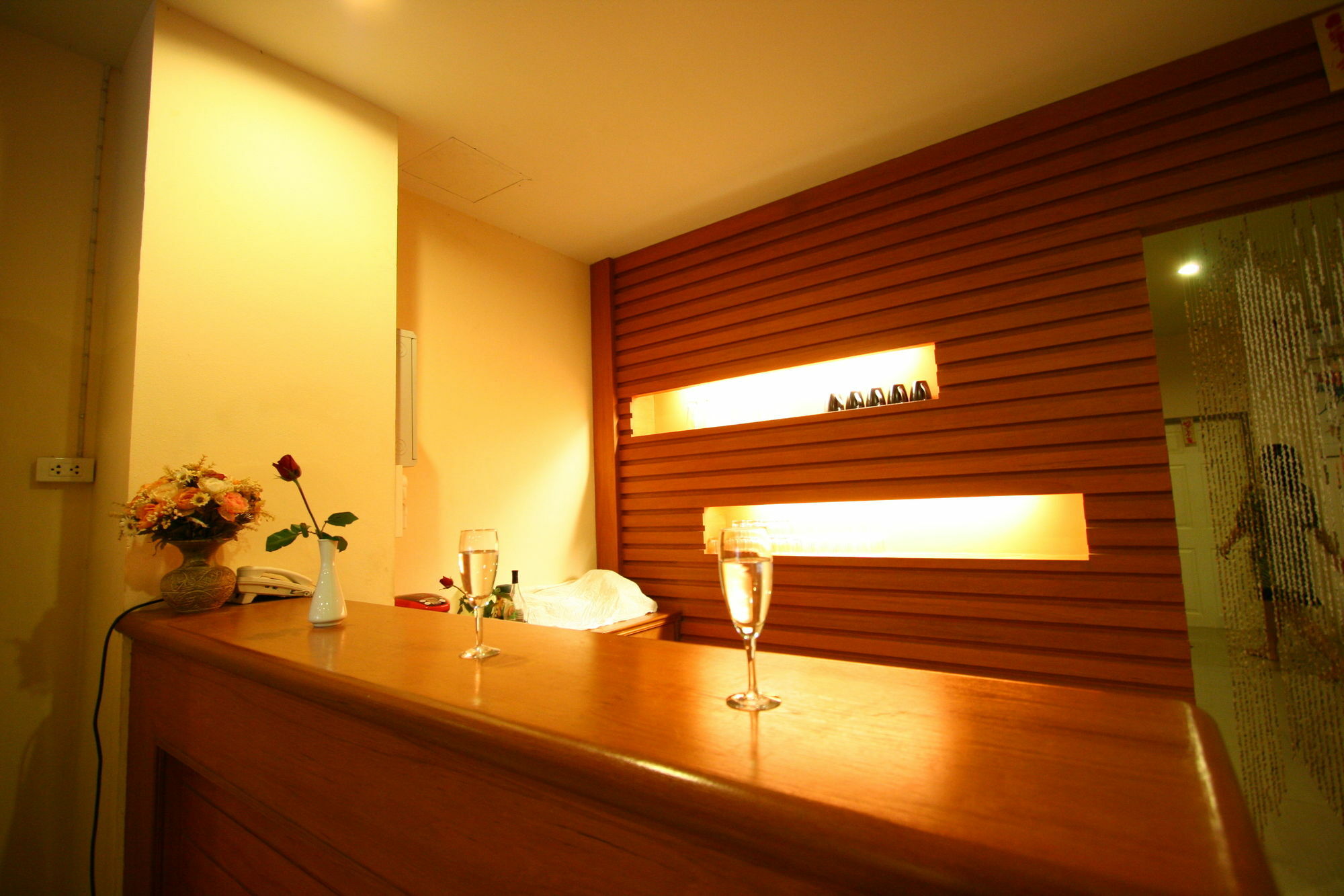 Hotel Harvest House Ao Nang Exterior foto